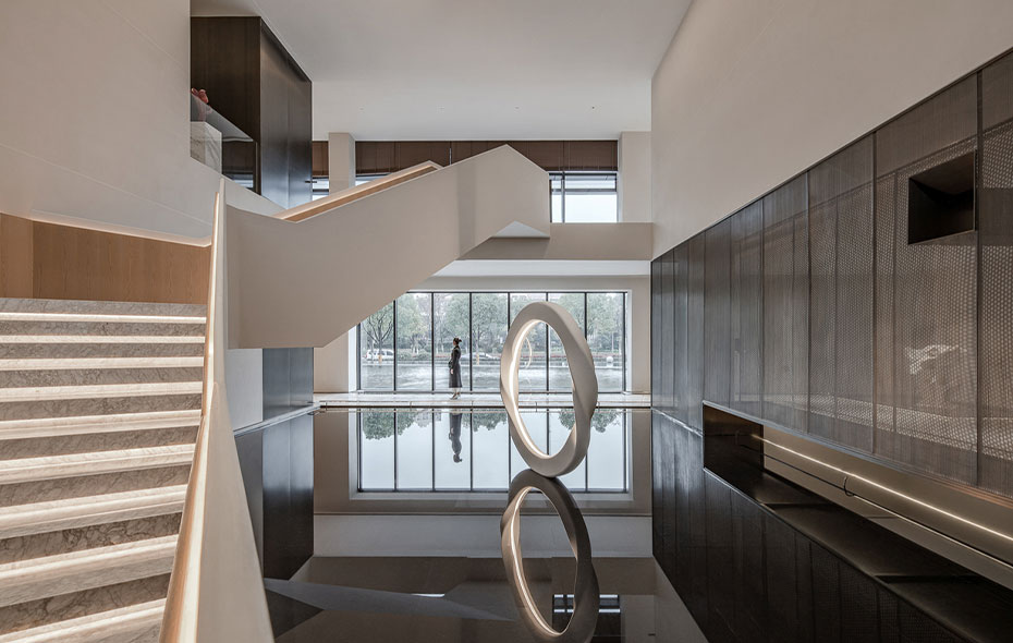 金辉·天奕铭著