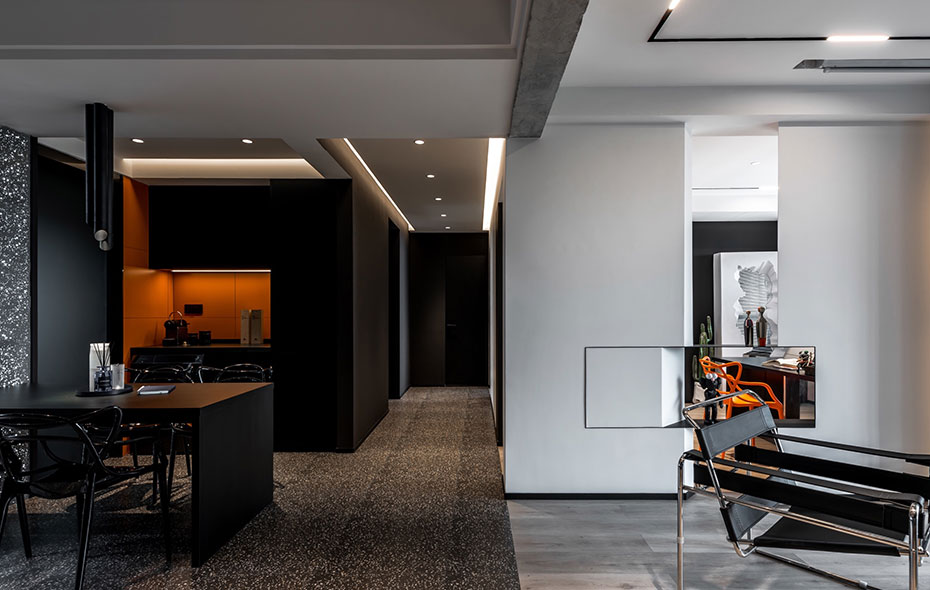 黑色是宇宙的底色